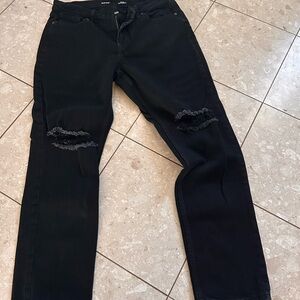 Woman’s Jeans Old Navy Distressed Boyfriend
